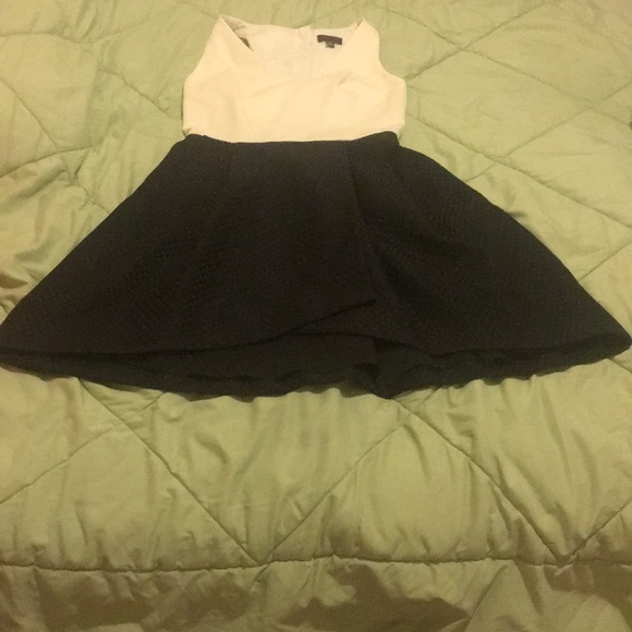 Black and white Aqua dress size 4 - Picture 1 of 4